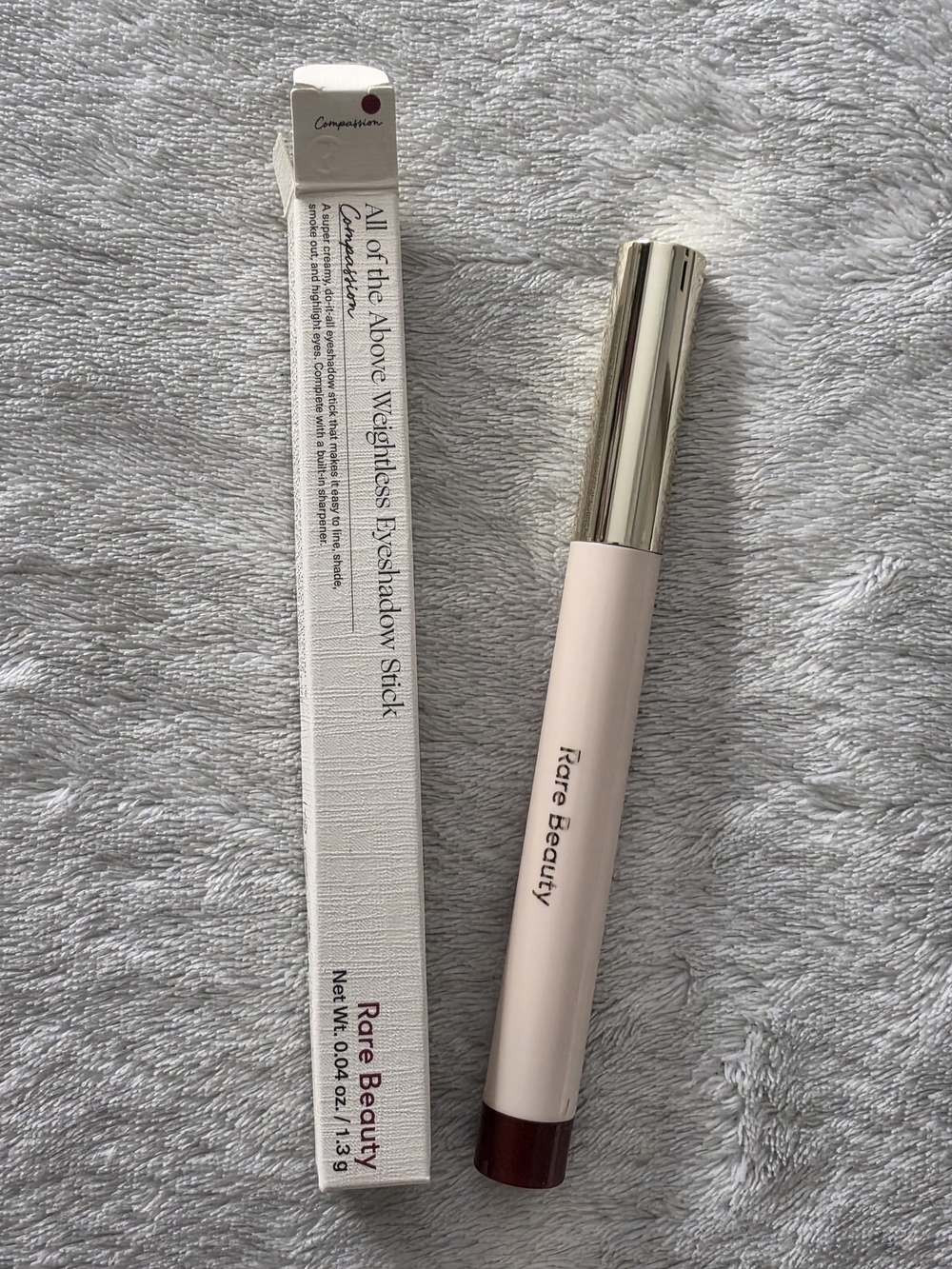 Rare Beauty Weightless Eyeshadow Stick (Compassion) 0.04 oz